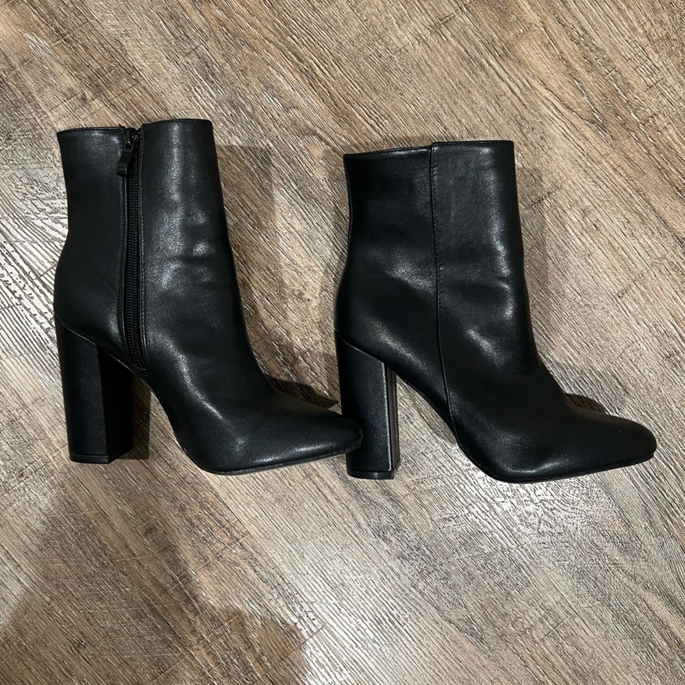 Black heeled booties